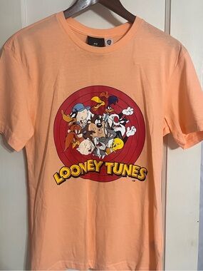 Looney Tunes t shirt